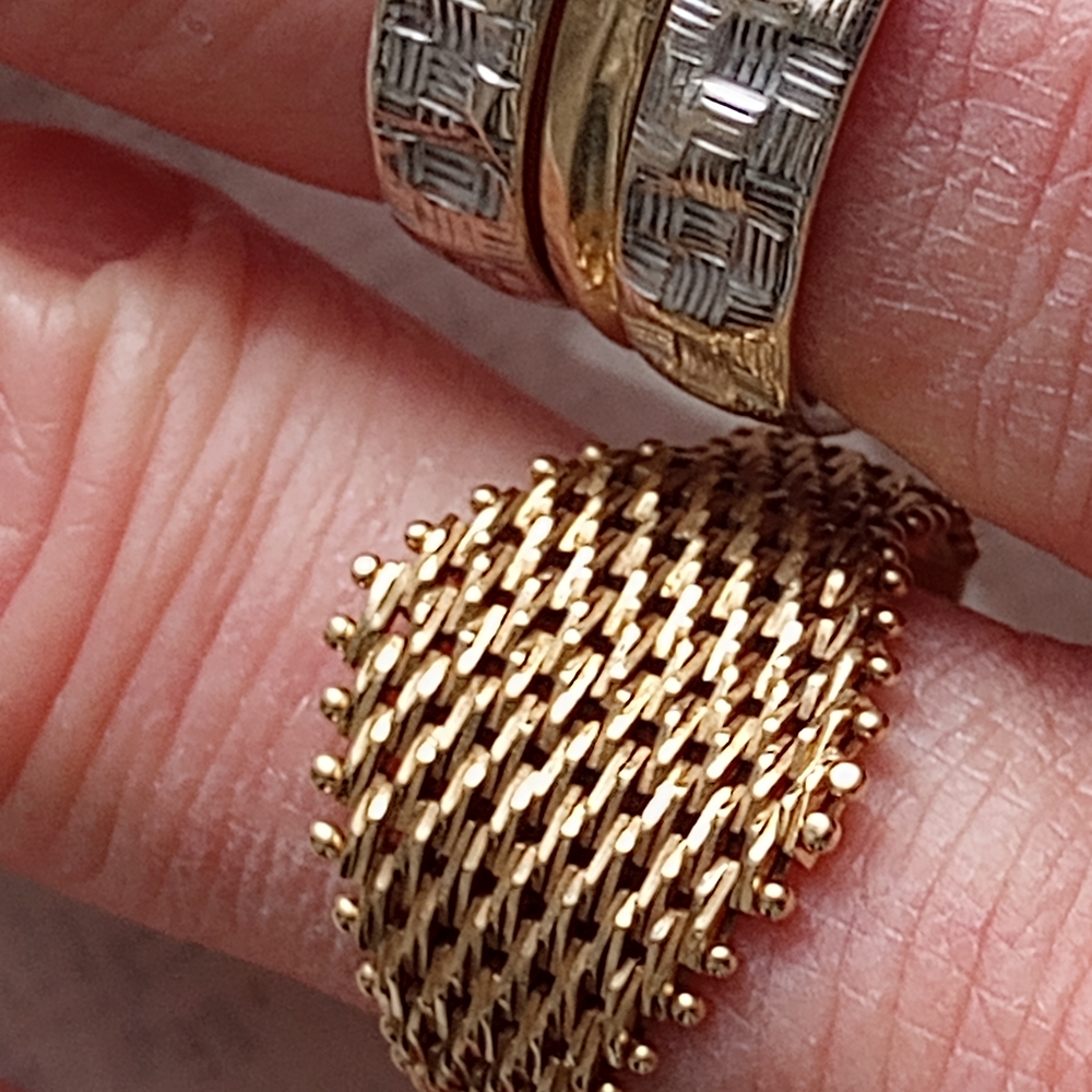 14k vintage flexible mesh ring